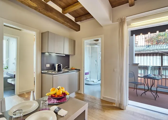 Trevi Palace Luxury Inn
